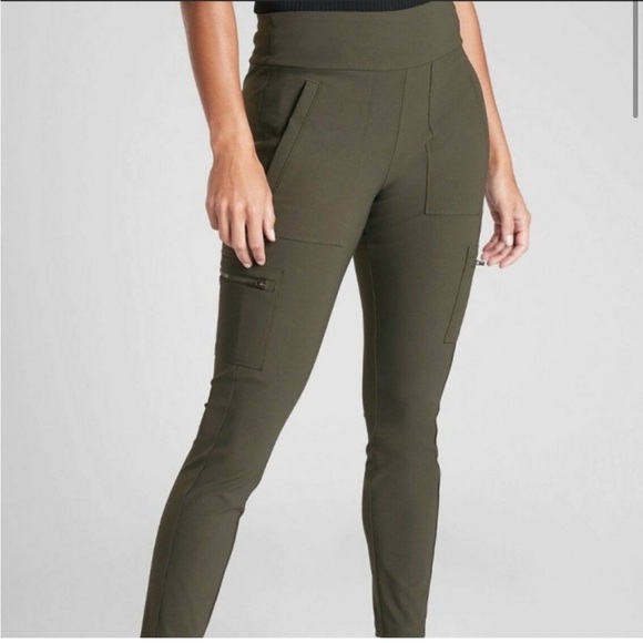 Athleta Headlands Hybrid Cargo Pant - Size 4 - Picture 2 of 6